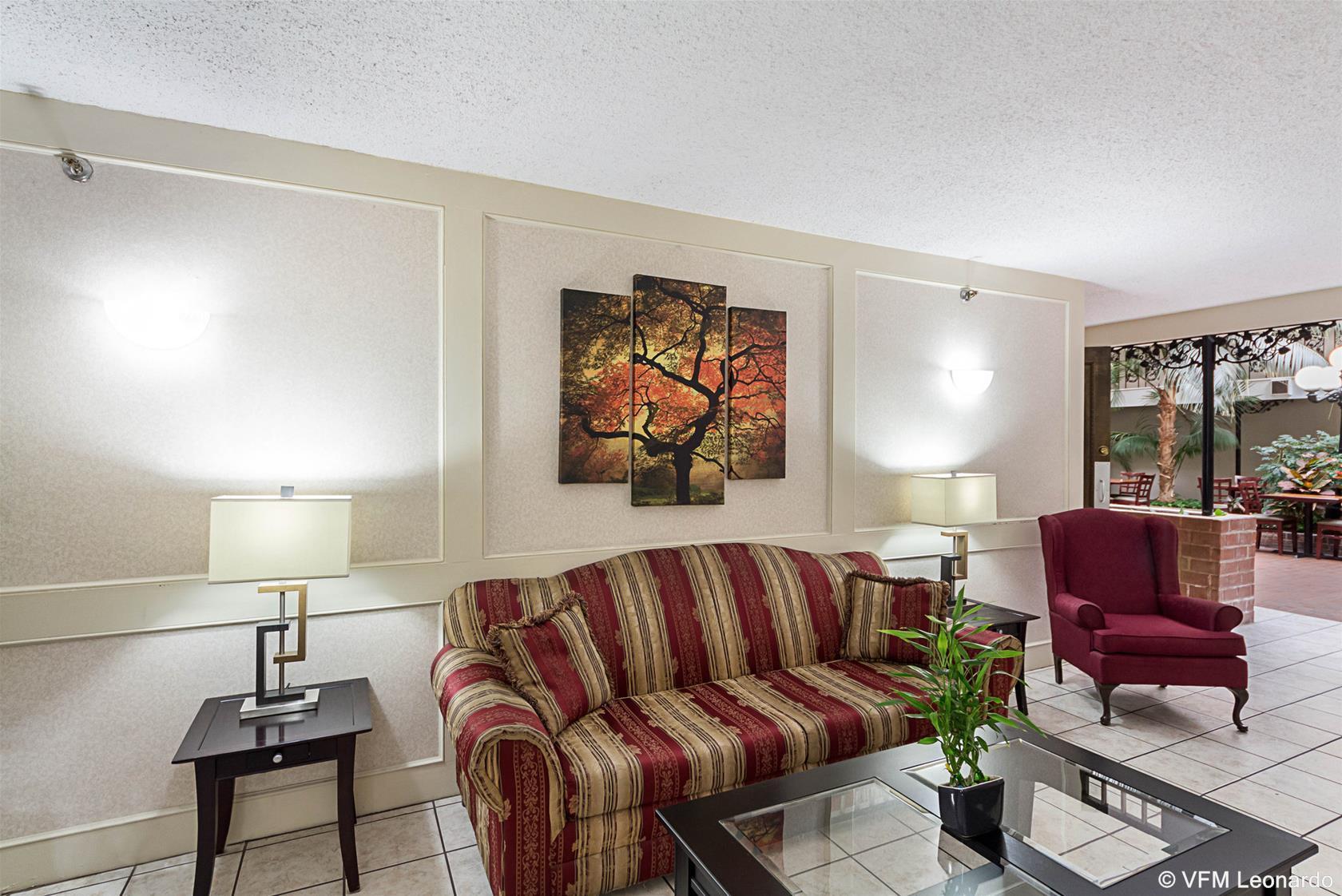 Coratel Plus Suites Wichita West Airport Exterior foto
